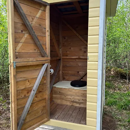 Ilmjaerve Glamping Otepaeae Luxury tent