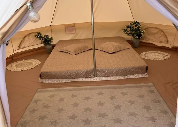 אוהל מפואר Ilmjaerve Glamping Myza Ilʼmyarve