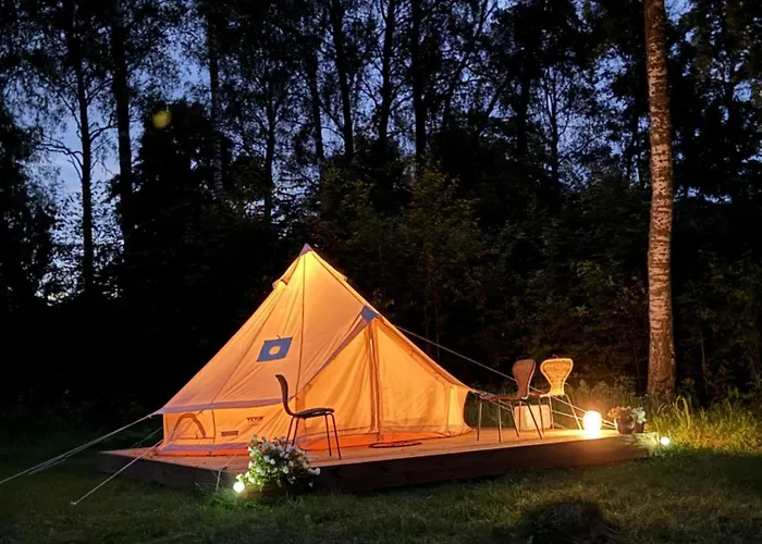 Ilmjaerve Glamping *